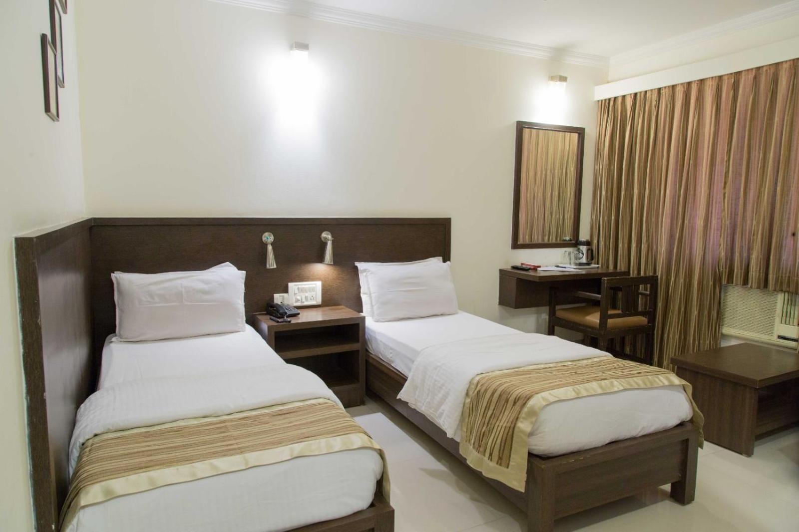 Hotel Aroma Executive Panaji -Stay In The Heart Of The City Bagian luar foto